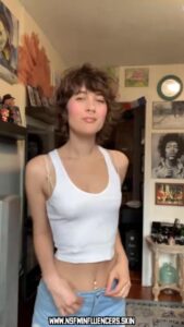 Qweensativa Latin Small Breasts Leaked Beautiful Influencer